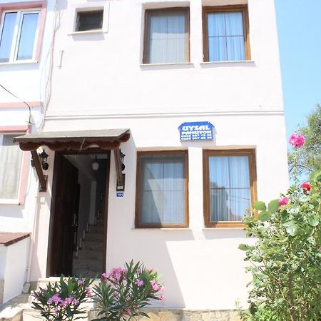 Uysal Pansiyon 보즈자아다 외부 사진